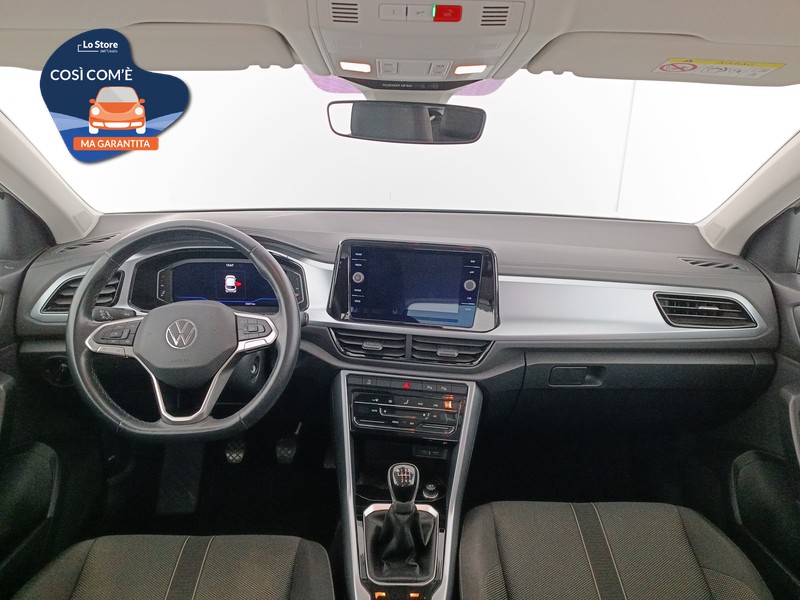 11 - Volkswagen T-Roc 1.0 tsi life 110cv