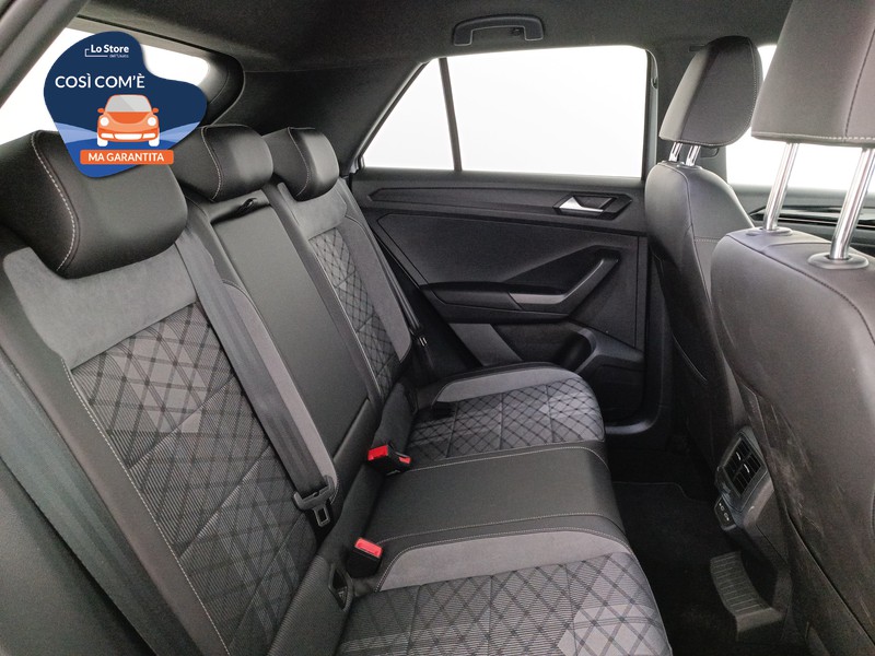 9 - Volkswagen T-Roc 2.0 tdi r-line 150cv dsg