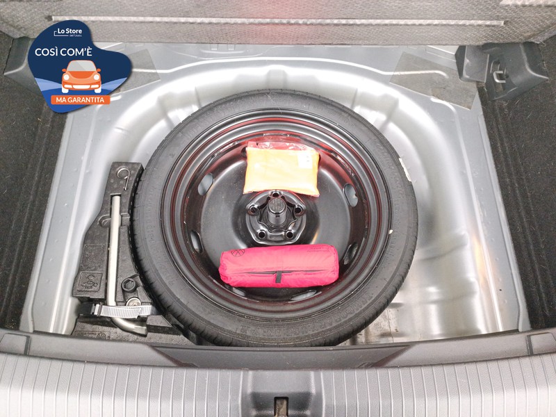 22 - Volkswagen T-Roc 2.0 tdi r-line 150cv dsg