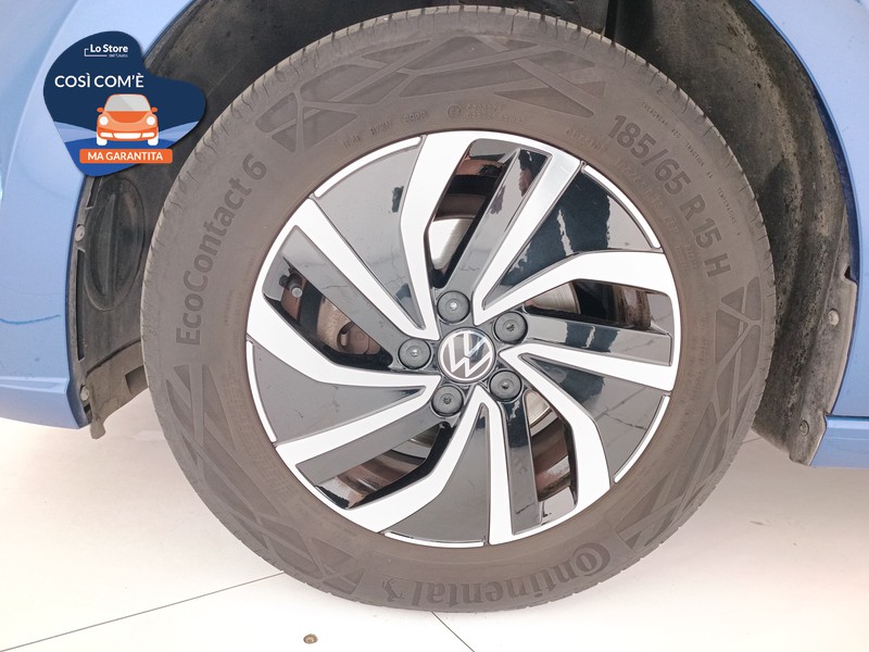 8 - Volkswagen Polo 1.0 tsi life 95cv