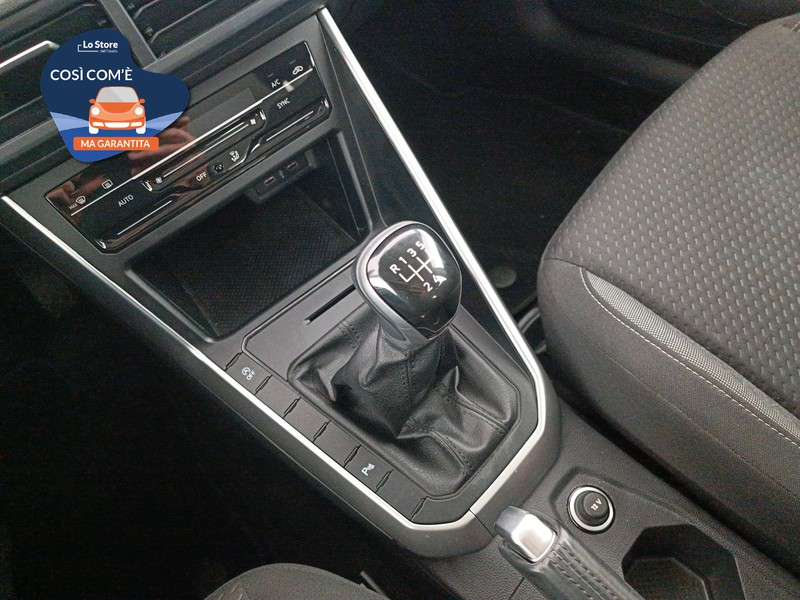 16 - Volkswagen Polo 1.0 tsi life 95cv