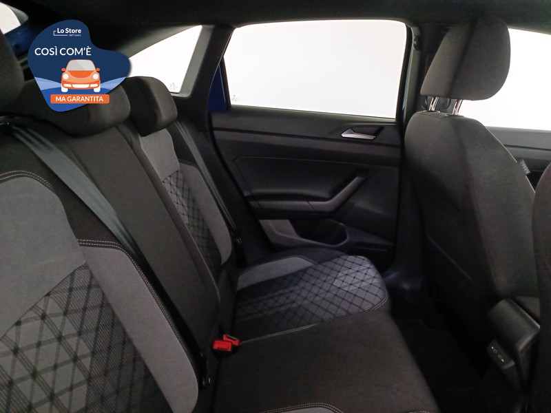 9 - Volkswagen Taigo 1.0 tsi r-line 115cv