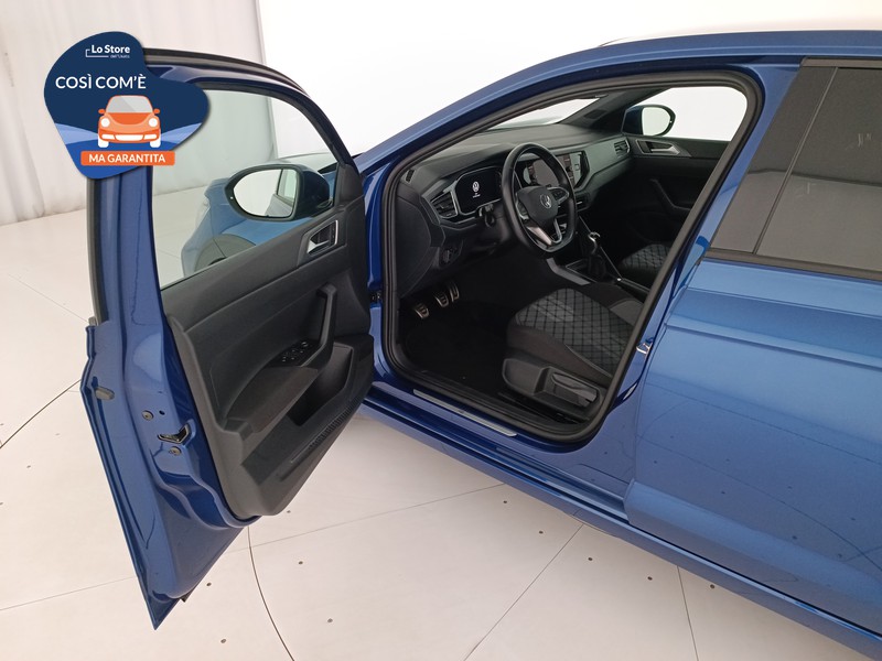 18 - Volkswagen Taigo 1.0 tsi r-line 115cv