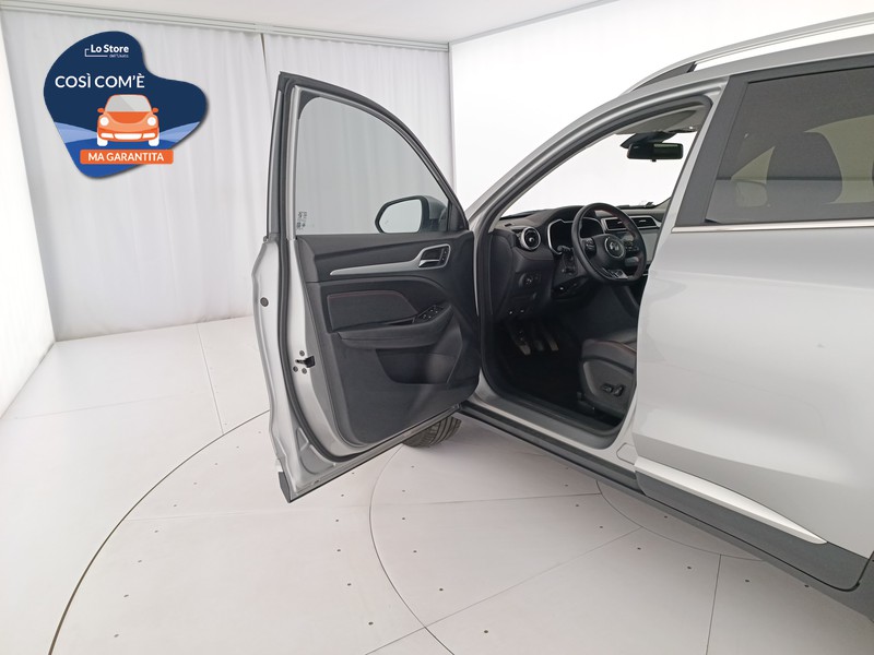 18 - Mg ZS 1.0 luxury