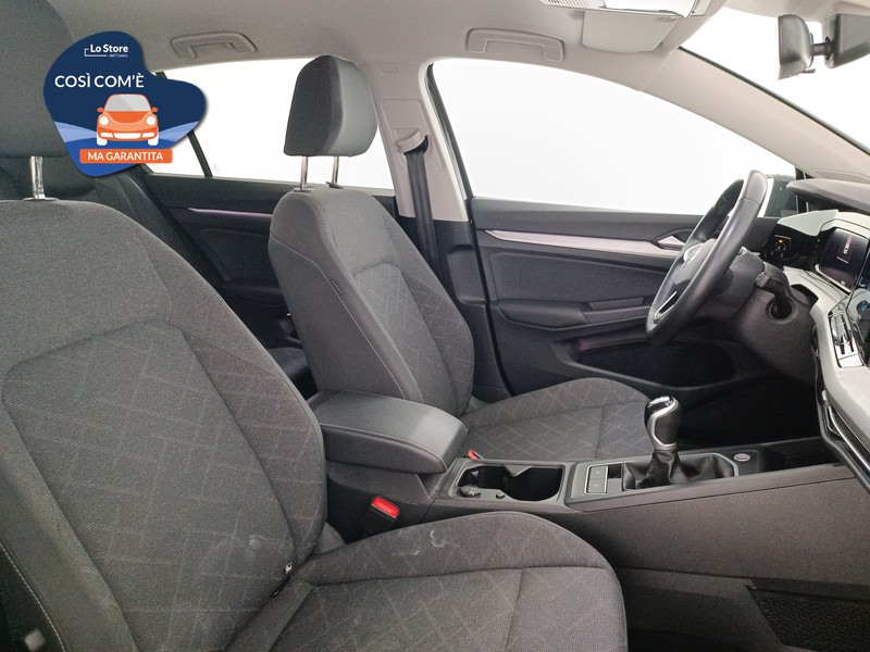 10 - Volkswagen Golf 1.5 tgi life 130cv