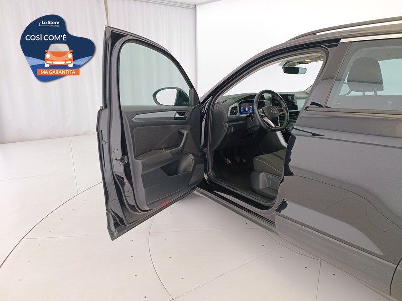 18 - Volkswagen T-Roc 1.0 tsi life 110cv