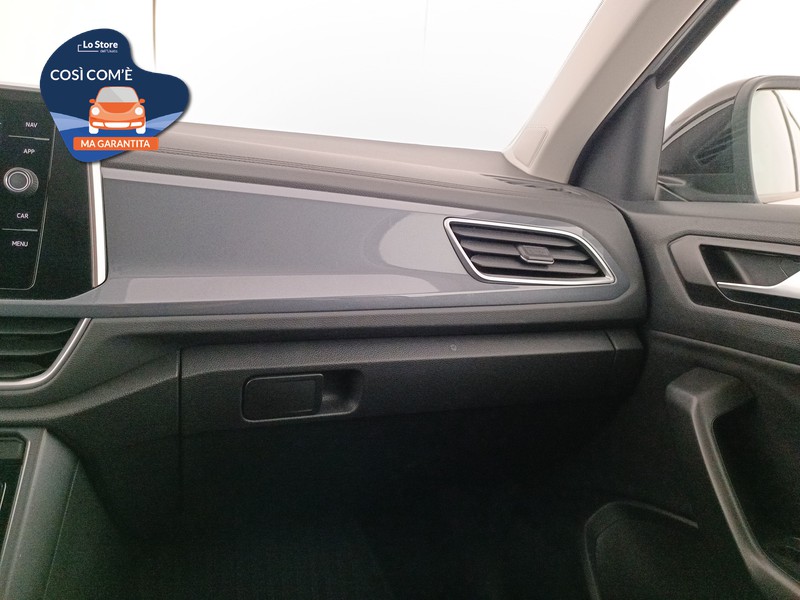 17 - Volkswagen T-Roc 1.0 tsi style 110cv