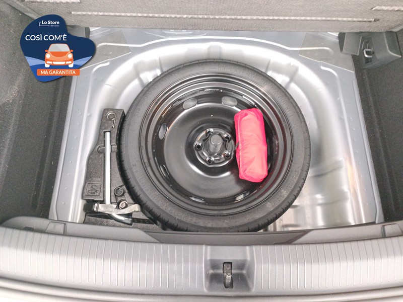 22 - Volkswagen T-Roc 1.0 tsi style 110cv