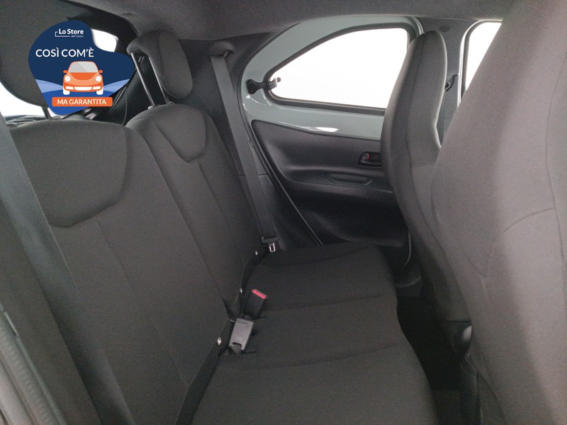 9 - Toyota Aygo x 1.0 trend 72cv