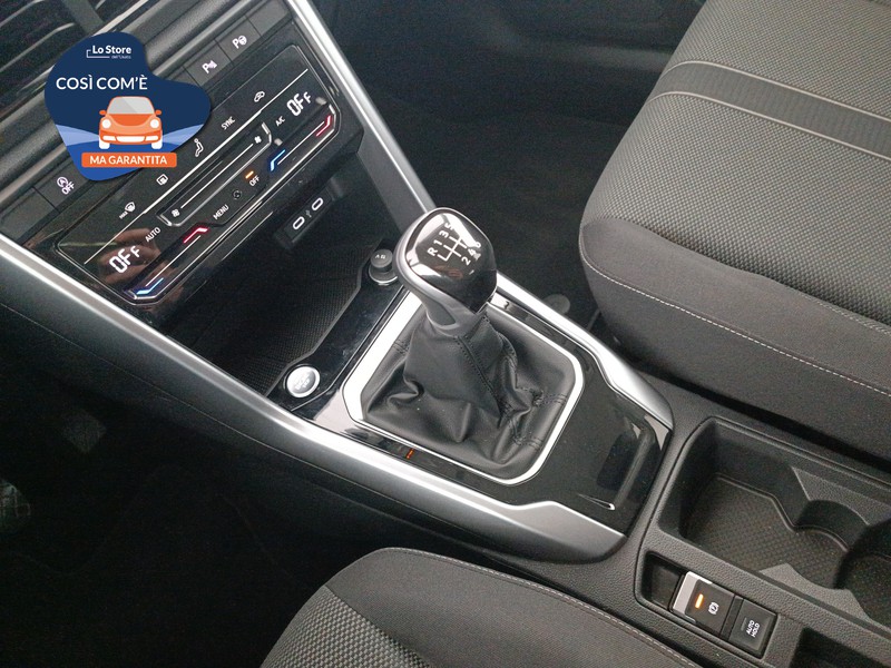 16 - Volkswagen T-Roc 1.0 tsi life 115cv