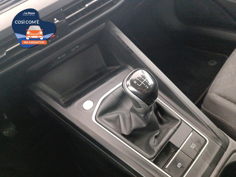 16 - Volkswagen Golf 2.0 tdi life 115cv