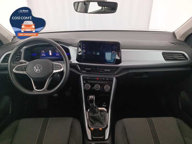 11 - Volkswagen T-Roc 1.0 tsi life 110cv