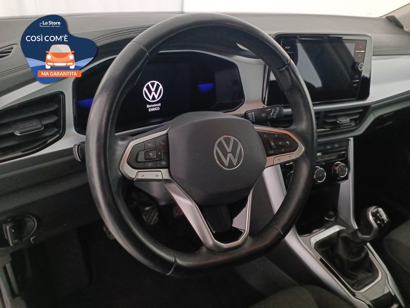 12 - Volkswagen T-Roc 1.0 tsi life 110cv