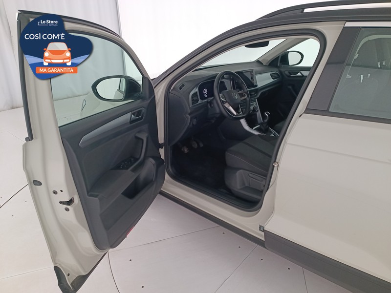 18 - Volkswagen T-Roc 1.0 tsi life 110cv