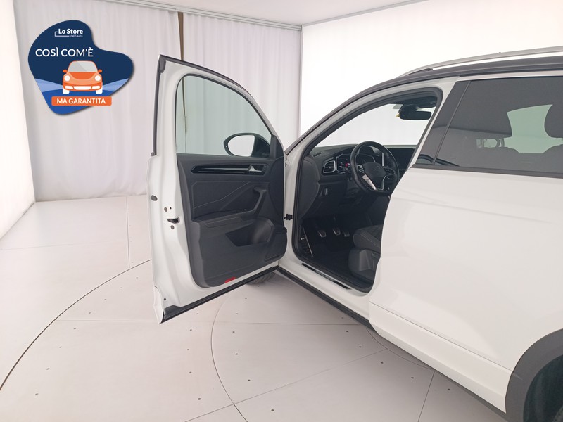 18 - Volkswagen T-Roc 1.5 tsi r-line