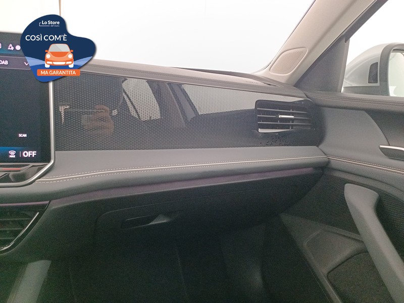 18 - Volkswagen Passat 2.0 tdi scr business 150cv dsg