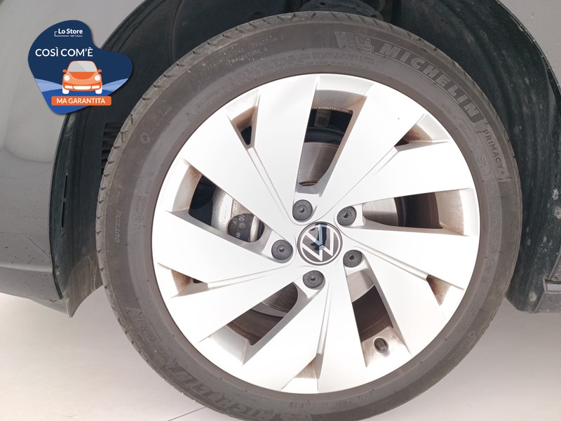 8 - Volkswagen Golf 1.5 etsi evo style 130cv dsg