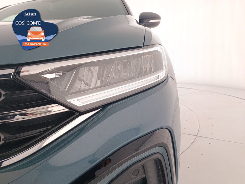 7 - Volkswagen T-Roc 2.0 tdi r-line 115cv