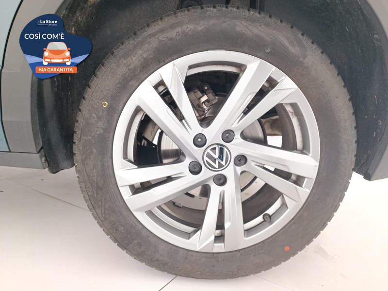 8 - Volkswagen T-Roc 2.0 tdi r-line 115cv