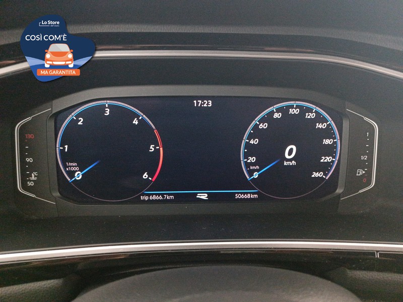 13 - Volkswagen T-Roc 2.0 tdi r-line 115cv