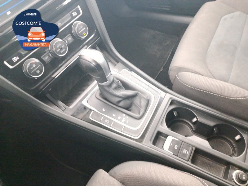 16 - Volkswagen Golf 5p 2.0 tdi executive 150cv dsg