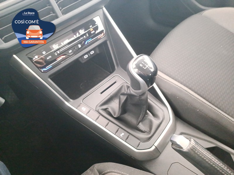 16 - Volkswagen Polo 1.0 tsi life 95cv