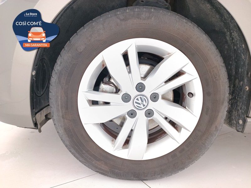 8 - Volkswagen Polo 5p 1.0 mpi comfortline 65cv