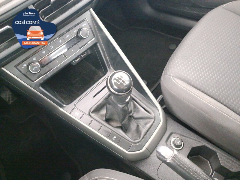 16 - Volkswagen Polo 5p 1.0 mpi comfortline 65cv