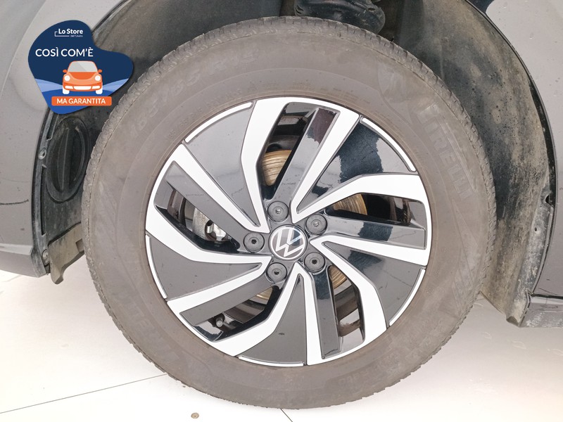 8 - Volkswagen Polo 1.0 tsi life 95cv