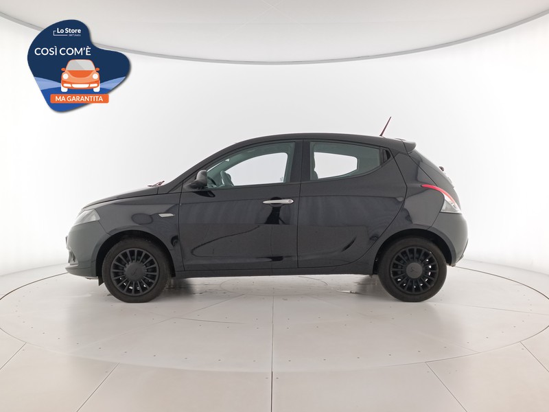3 - Lancia Ypsilon 1.0 firefly hybrid silver s&s 70cv 5p.ti
