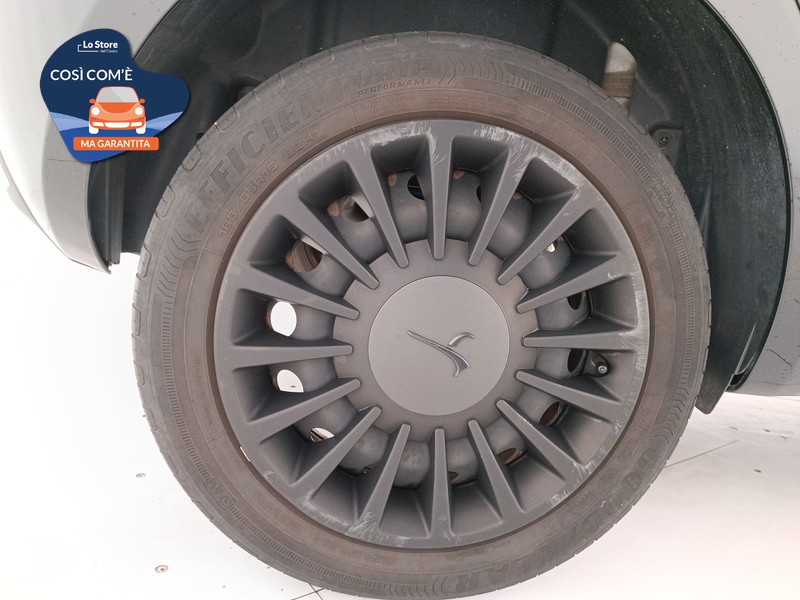 8 - Lancia Ypsilon 1.0 firefly hybrid silver s&s 70cv 5p.ti