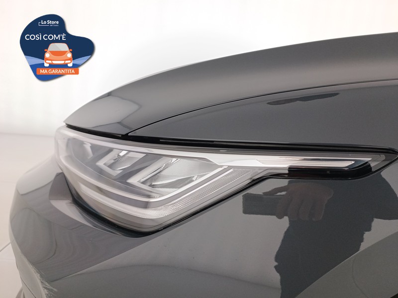 19 - Volkswagen Golf 2.0 tdi life 115cv