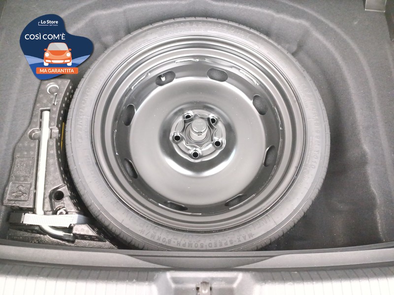 22 - Volkswagen Golf 2.0 tdi life 115cv