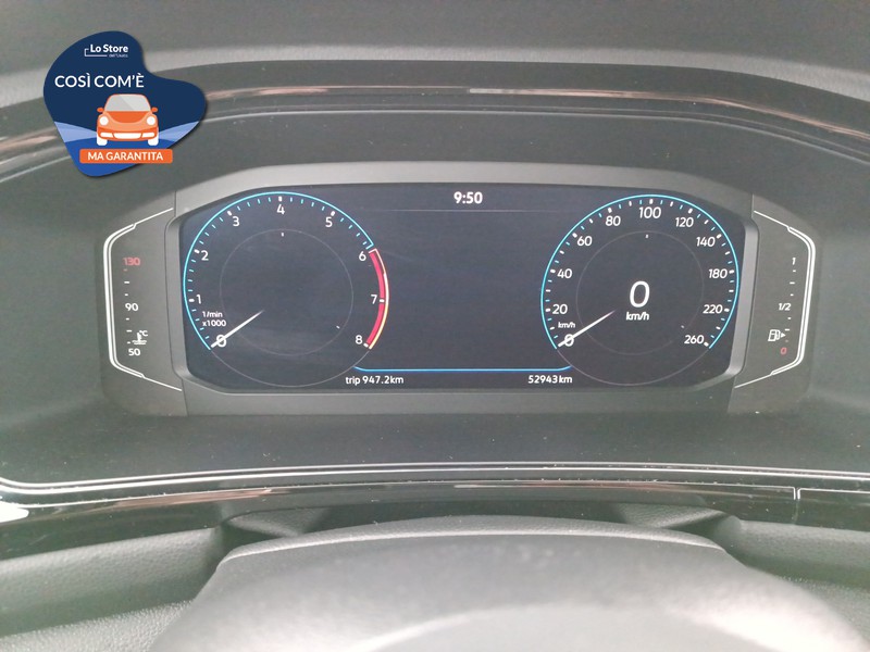 13 - Volkswagen T-Roc 1.0 tsi style 110cv