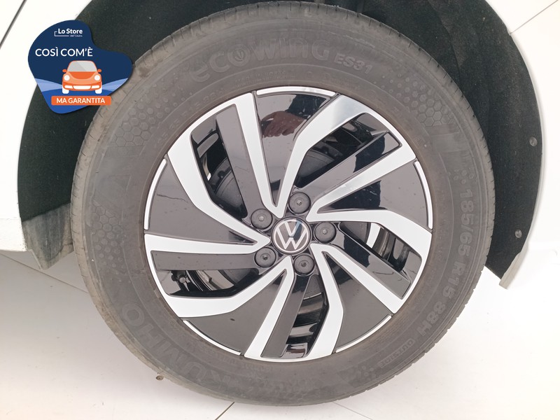 8 - Volkswagen Polo 1.0 tgi life 90cv