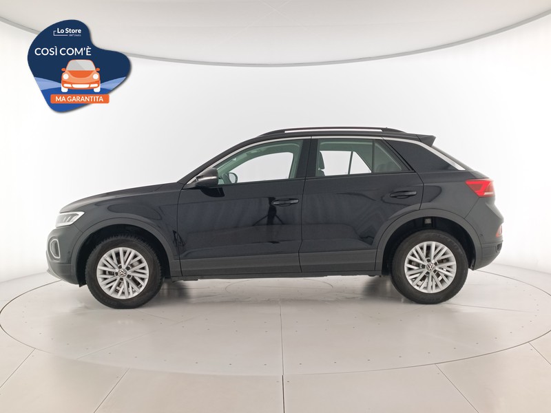 3 - Volkswagen T-Roc 1.5 tsi life dsg