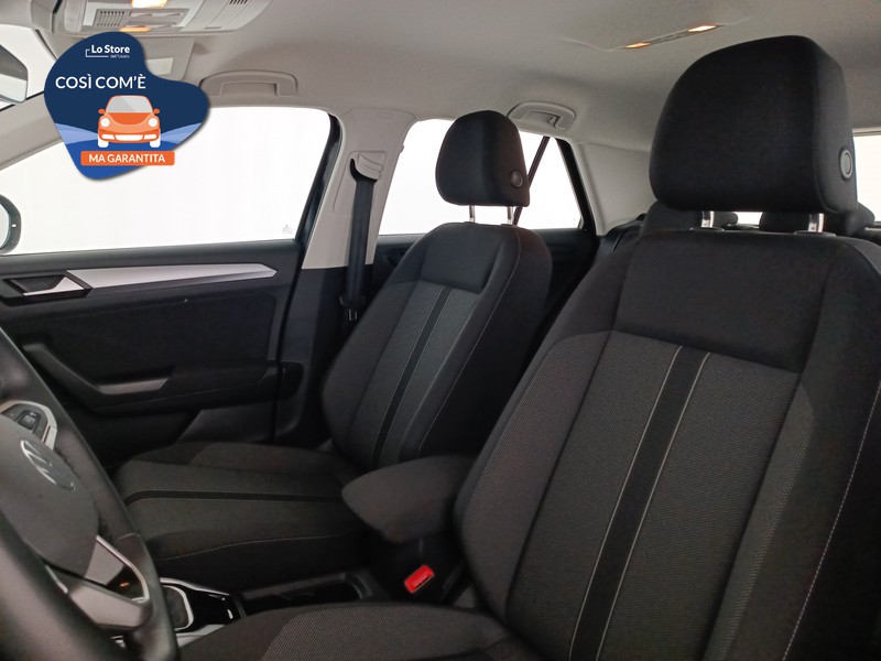 15 - Volkswagen T-Roc 1.5 tsi life dsg