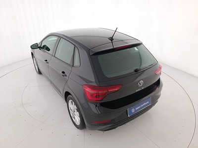 6 - Volkswagen Polo eschini auto