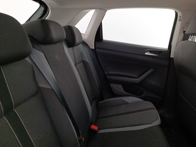 9 - Volkswagen Polo eschini auto