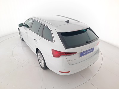 6 - Skoda Octavia eschini auto