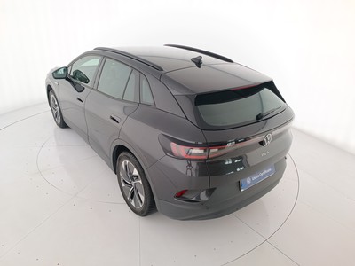 5 - Volkswagen ID.4 eschini auto
