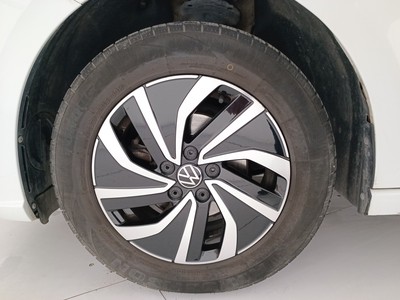 8 - Volkswagen Polo eschini auto