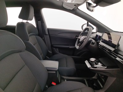 10 - Mg MG4 eschini auto