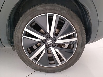 8 - Peugeot 3008 eschini auto