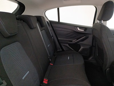 9 - Ford Focus eschini auto