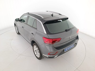 6 - Volkswagen T-Roc eschini auto