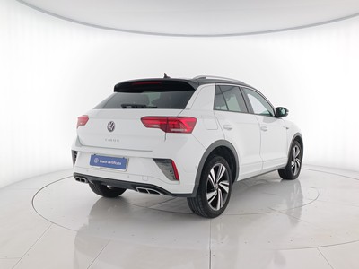 4 - Volkswagen T-Roc eschini auto