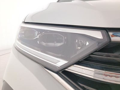 7 - Volkswagen T-Roc eschini auto
