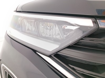 7 - Volkswagen T-Roc eschini auto