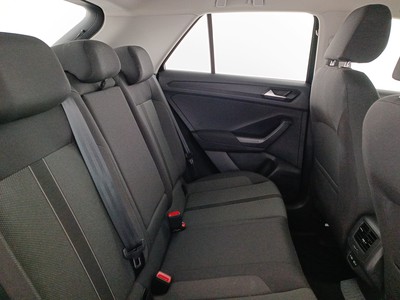 9 - Volkswagen T-Roc eschini auto